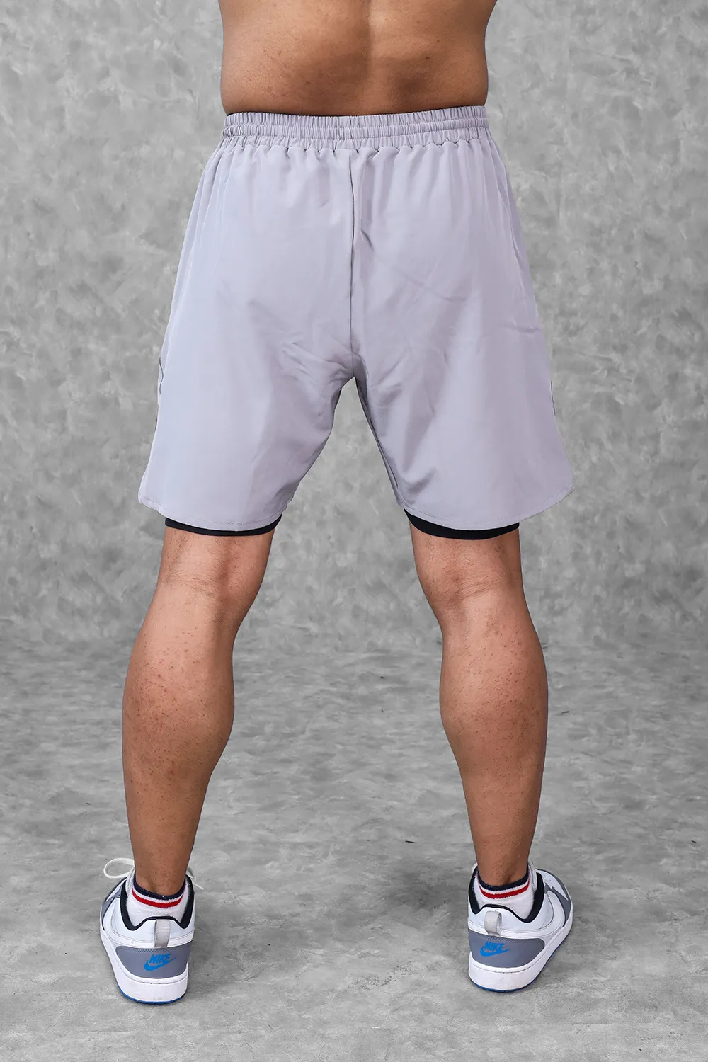 Critical performance Shorts 7 Inch - Grey