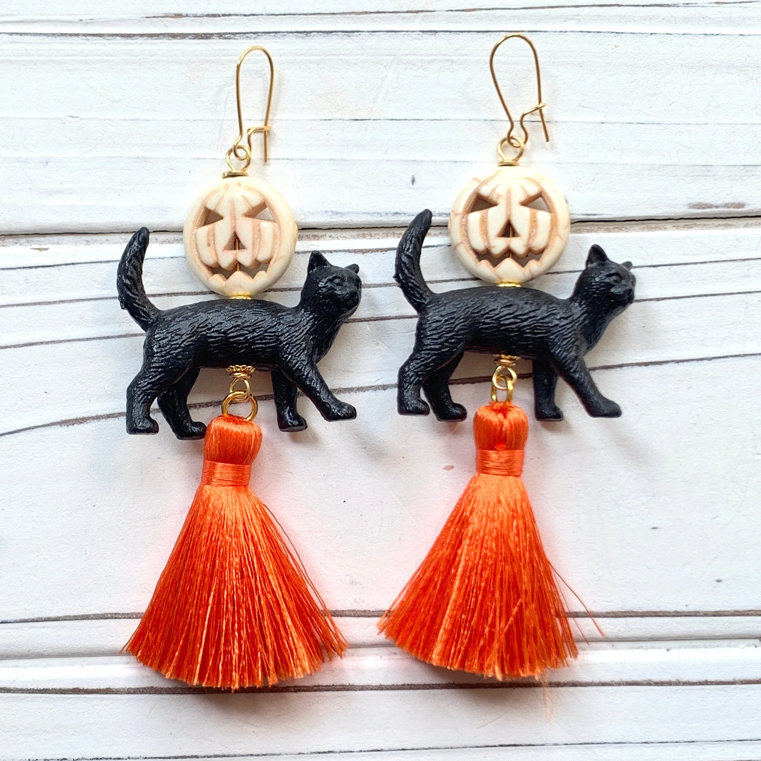 Salem The Cat Halloween Earrings