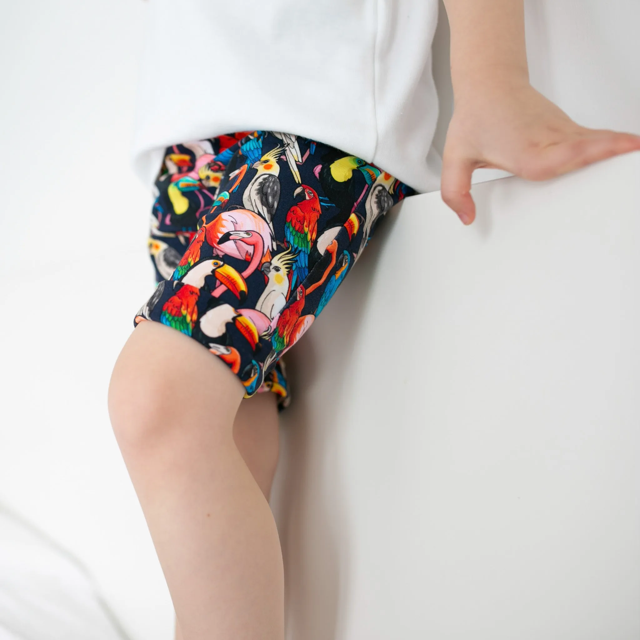 Tropical birds print Shorts