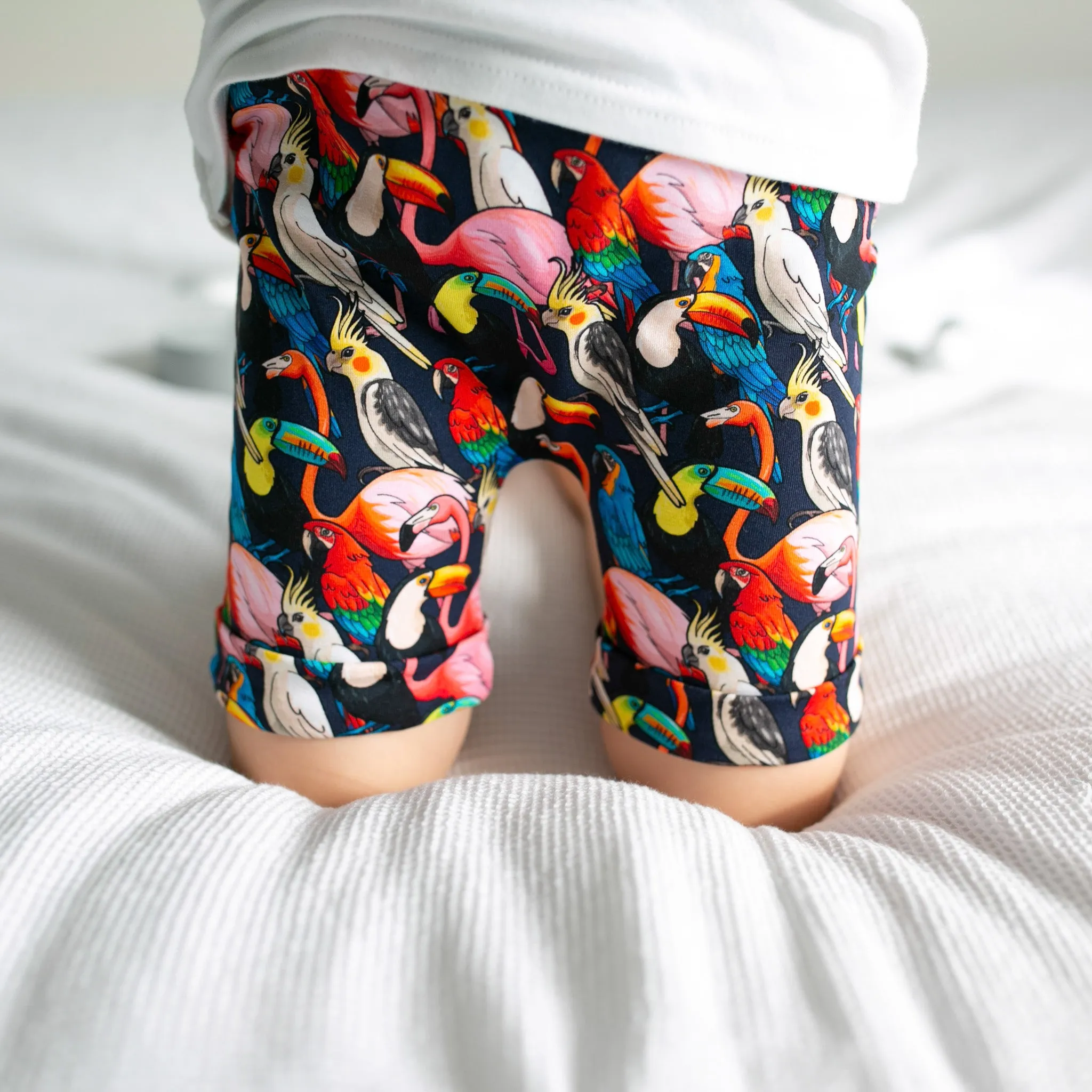 Tropical birds print Shorts